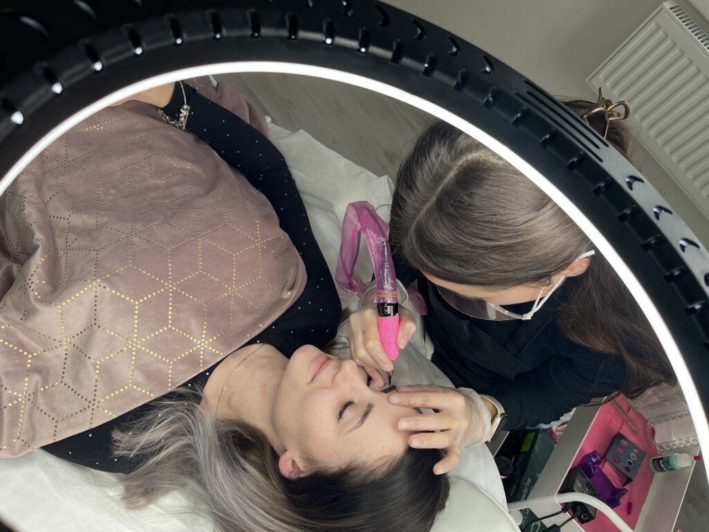 Permanentní make-up obočí v Ústí nad Labem